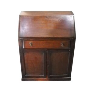 Dark Oak Bureau for TV, Film & Theatre production hire.