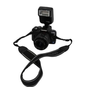 Olympus E400 Camera with Flash for TV, Film & Theatre production hire